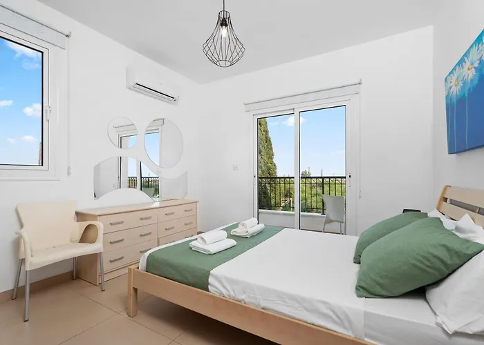 Anais - 3-bed With Private Pool * Paralimni