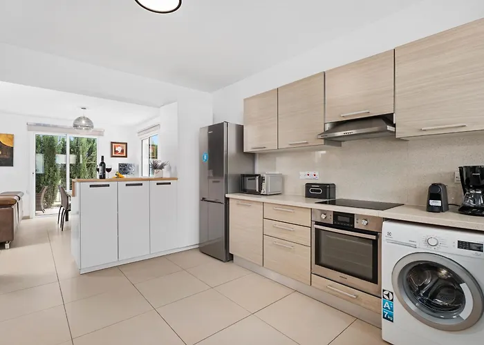 Anais - 3-bed With Private Pool * Paralimni