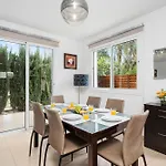 Вилла Anais - 3-bed With Private Pool Паралимни