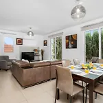 Anais - 3-bed With Private Pool Паралимни