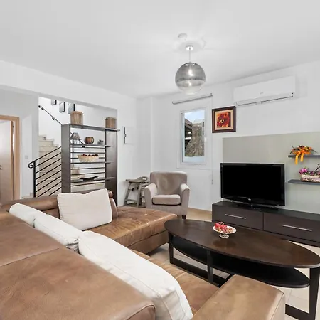 Villa Anais - 3-bed With Private Pool *