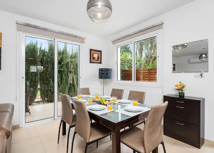 Villa Anais - 3-bed With Private Pool Paralimni